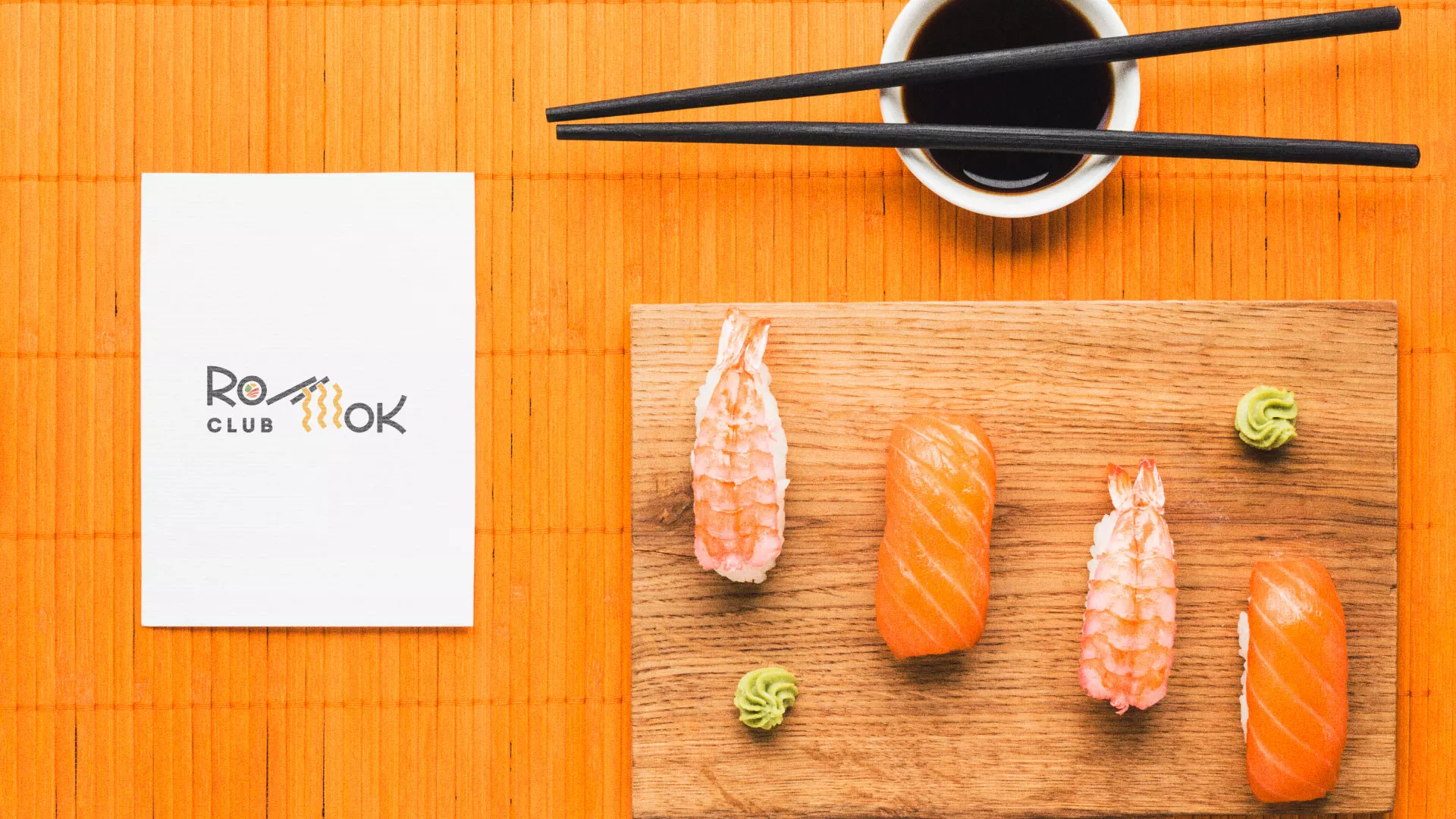 Создание логотипа суши-бара «Roll Wok Club» в Каменске-Уральском